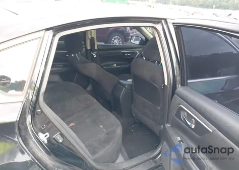 2015 Nissan Altima 2.5 Sv z USA, uszkodzony, nr VIN 1N4AL3AP1FC462704